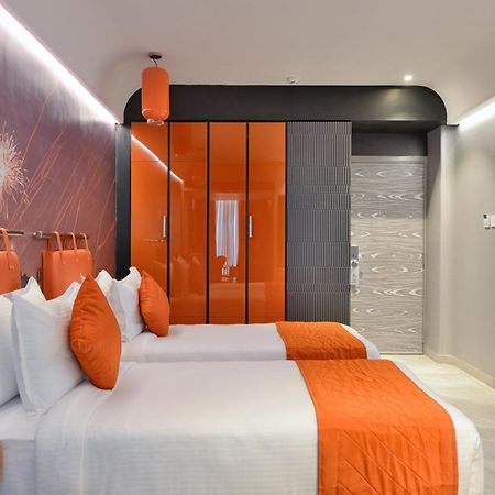 Regenta Central Antarim Αχμπανταμπάντ Δωμάτιο φωτογραφία